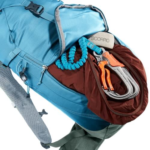 Image of Deuter Trail 18, Wave-Ivy Backpack, a backpack available for $243.60 Buy now and save at Adventure Travel Gear